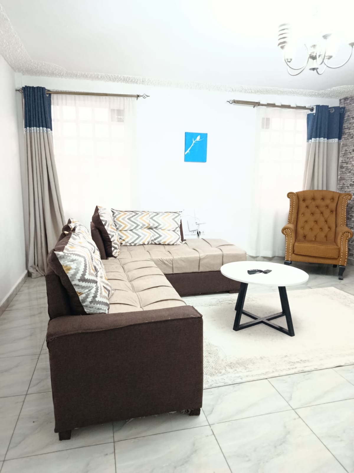 MAYA APARTMENTS modern 2-bedroom with all rooms en-suite